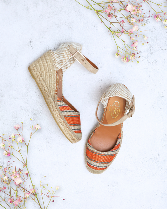 Espadrille Boucle Wedges in Orange